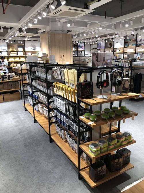 日用品展示架茶叶柜木质展柜钢木架超市货架定制专卖店架子
